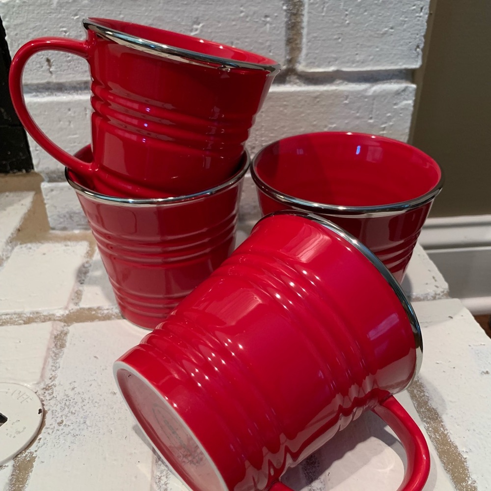 Ceramic coffee mugs